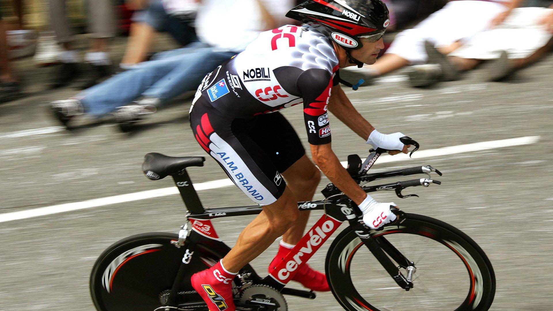 切尔西迎来新帅罗西尼尔，斯特拉斯堡替代者难题成关键